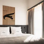 Falcon Pure - Summercard Included Hotel