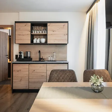 Hotel Falcon Pure