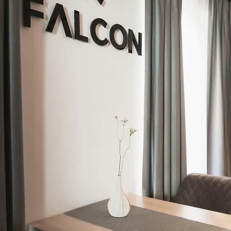 Falcon Pure - Summercard Included 酒店 卡普伦