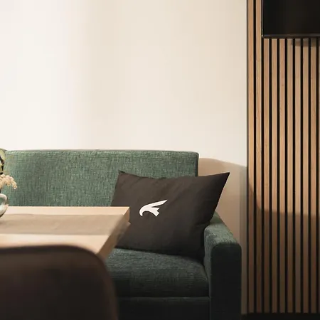 Hotel Falcon Pure