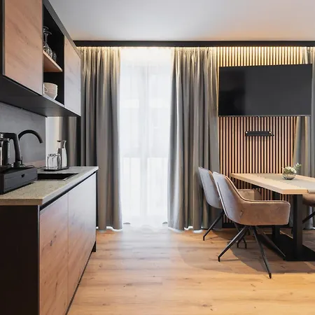 Hotel Falcon Pure *