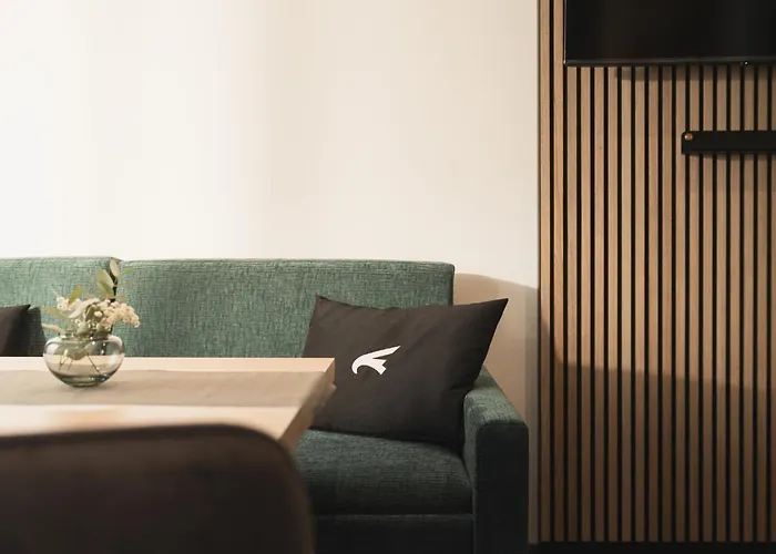 Hotel Falcon Pure - Summercard Included