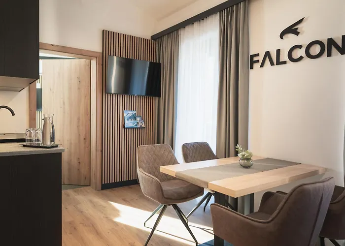Hotel Falcon Pure - Summercard Included *