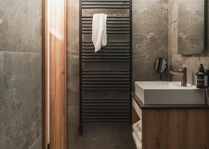 Falcon Pure - Summercard Included Hotel