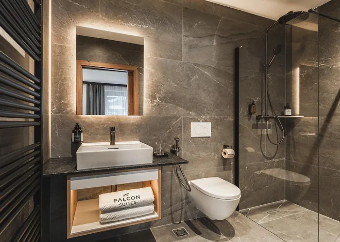 Falcon Pure - Summercard Included Kaprun