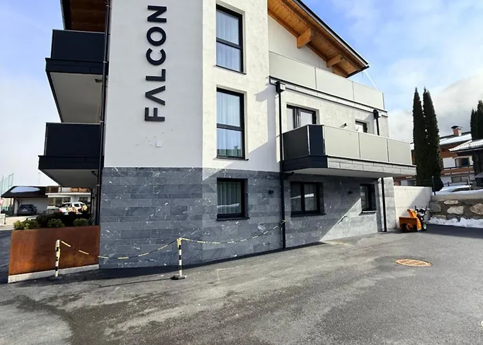 Falcon Pure - Summercard Included Kaprun